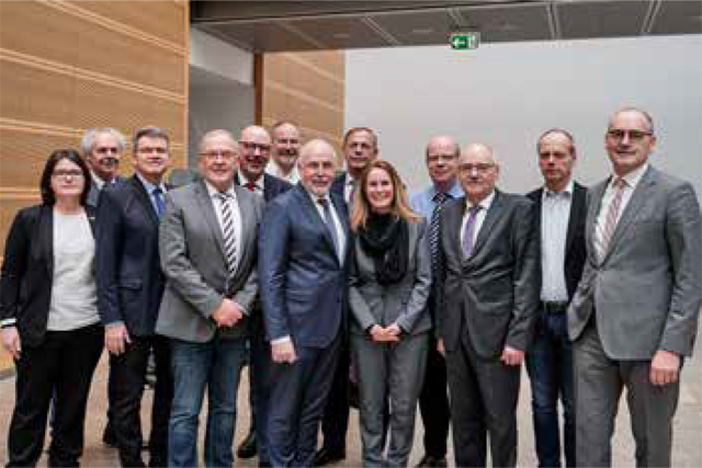 Teilnehmer vom Arbeitstreffen der dbb Gewerkschaften und Verbände